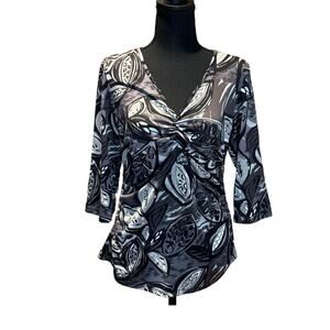 Women's Rayna Z V-Neck, 3/4 Sleeve Stretchy Floral Top, Size Med., EUC